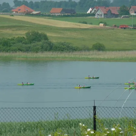 Nad Wielkim Szelągiem Gospodarstwo agroturystyczne *