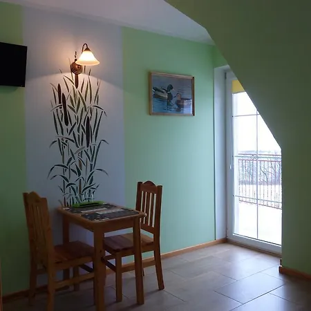 Nad Wielkim Szelągiem Gospodarstwo agroturystyczne *